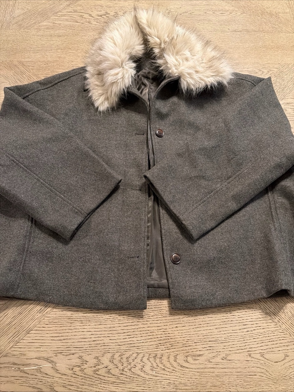 Women’s Coat With Faux Fur Small